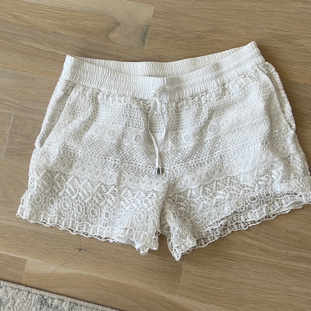 Club Monaco Drawstring Shorts (Size 2)
